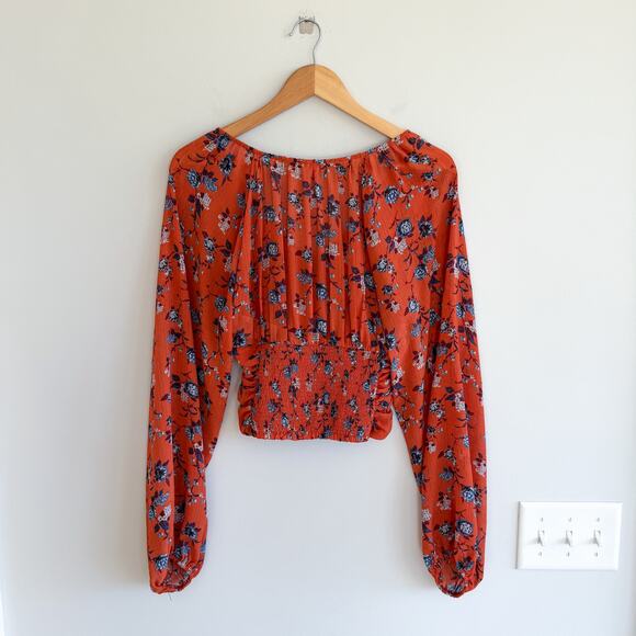 Free People Final Rose Print V-Neck Ruched Smocked Cropped Blouse Orange XS - Picture 2 of 9